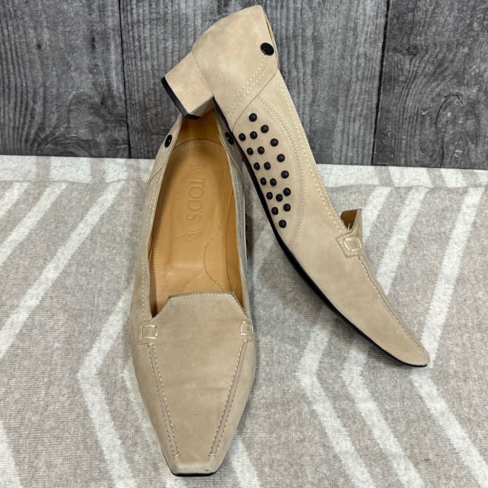 Tod’s Tan Suede Heels [S6711]